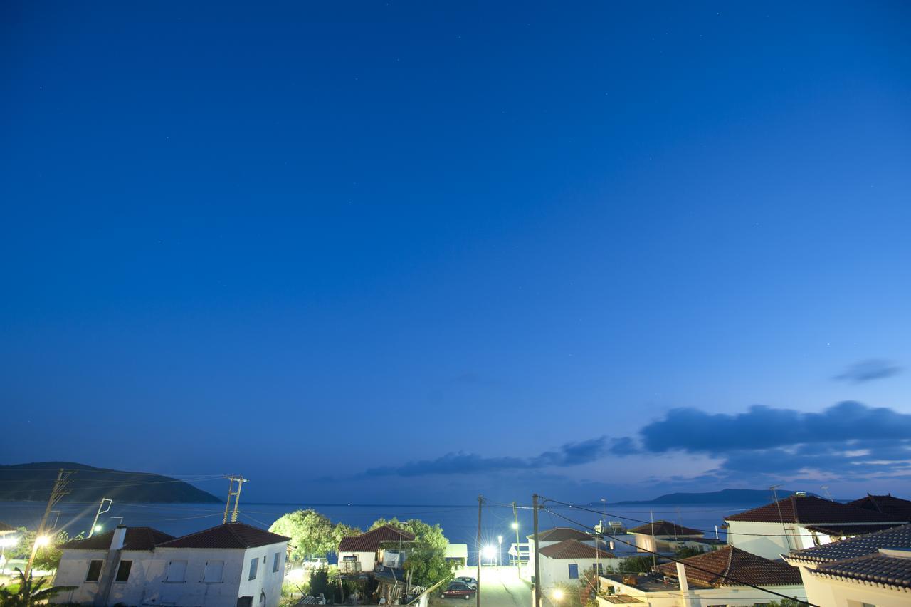 Georgio Seaside Hotel Finikounta Exterior photo